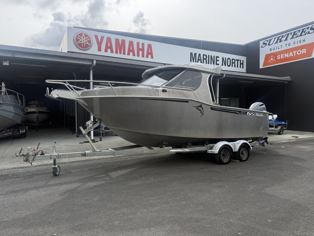 Blackfin Custom 7m Hardtop